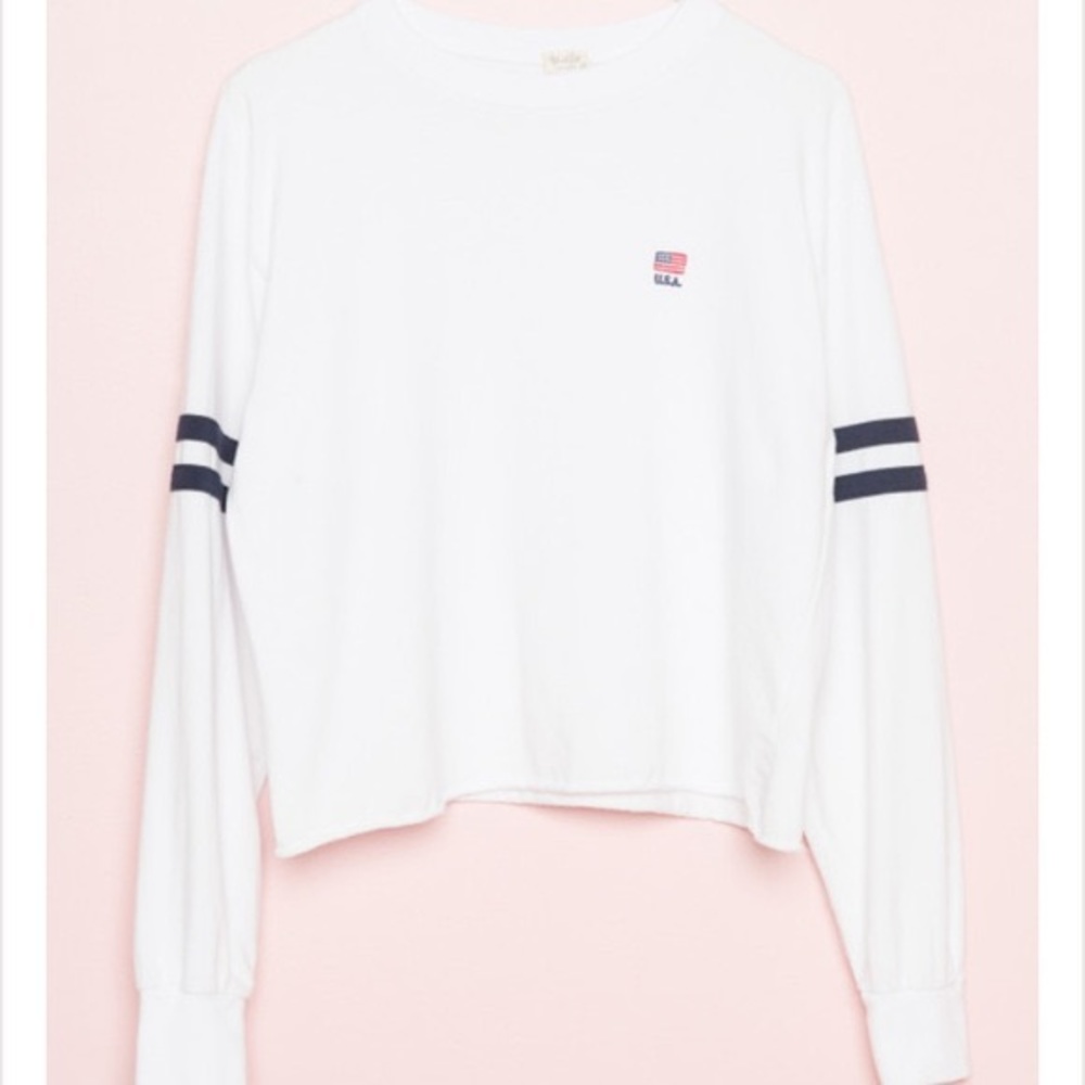 Brandy Melville Gretchen USA embroidery top